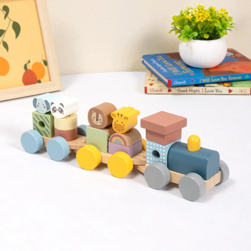 TookyToy - Wooden Stacking Train - Forest Friends - Set of 16