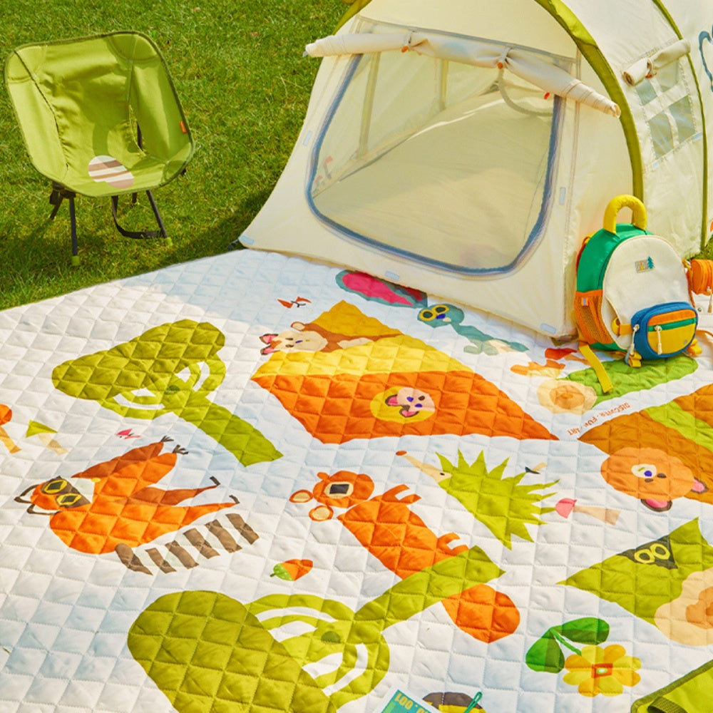 Mideer - Portable Family Picnic Mat with Artist Illustrations - Deer Camp Party