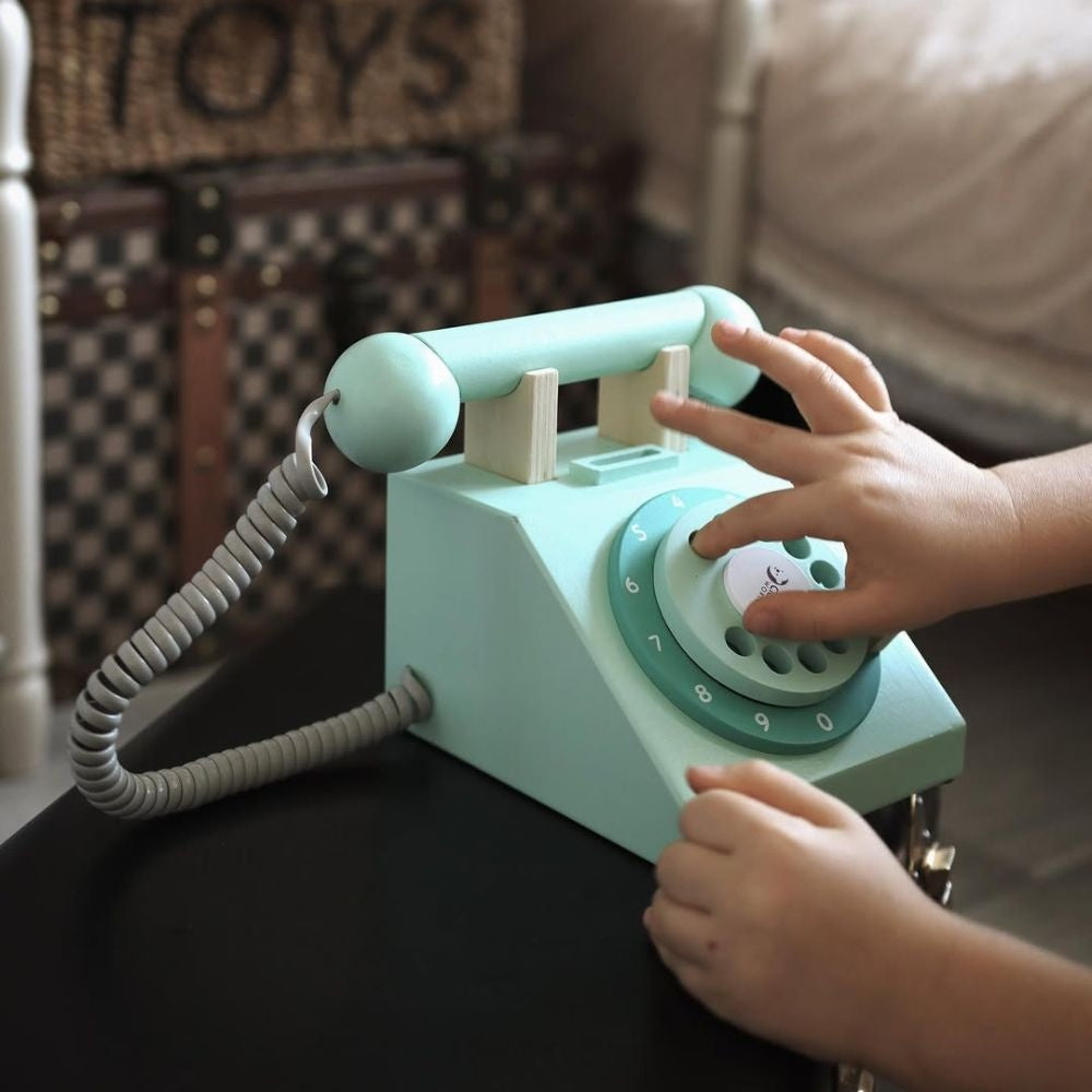 Classic World - Pretend & Play - Play Telephone
