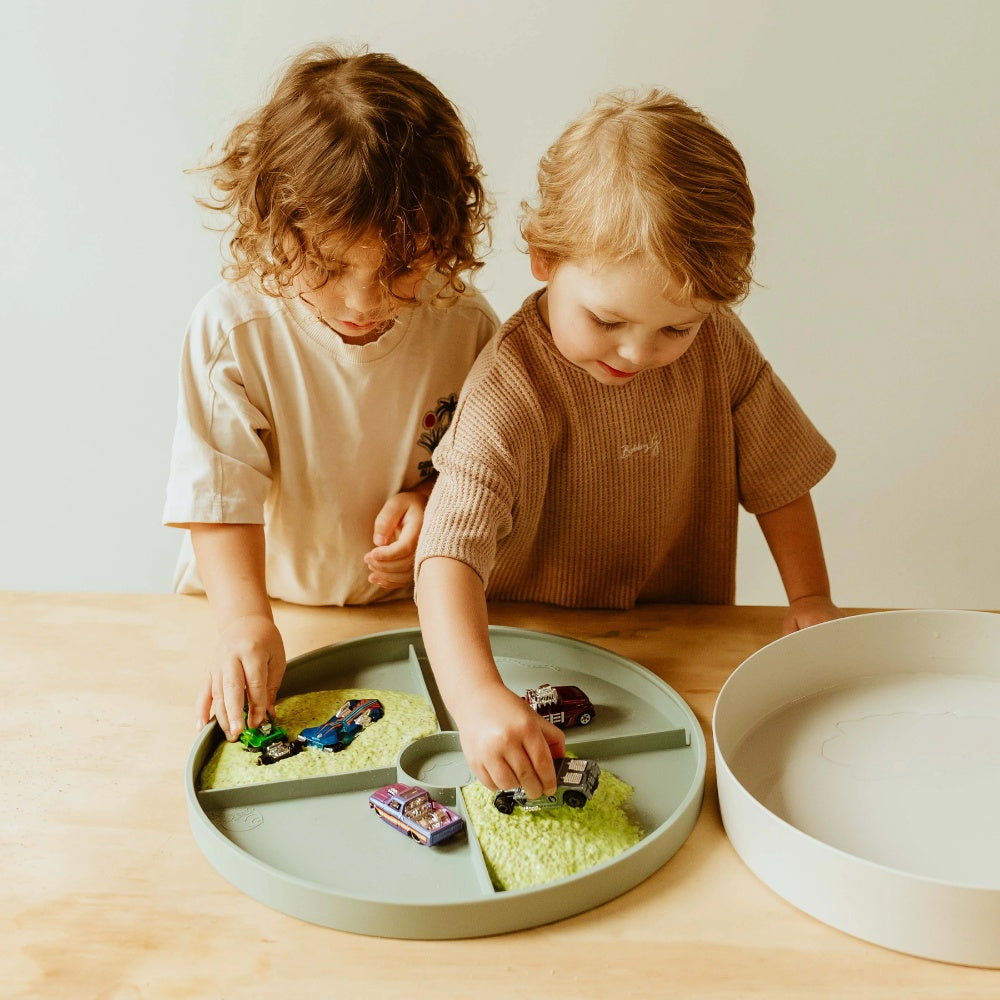 Jellystone Designs - Sensory Tray Play with Illustrated Silicone Lid
