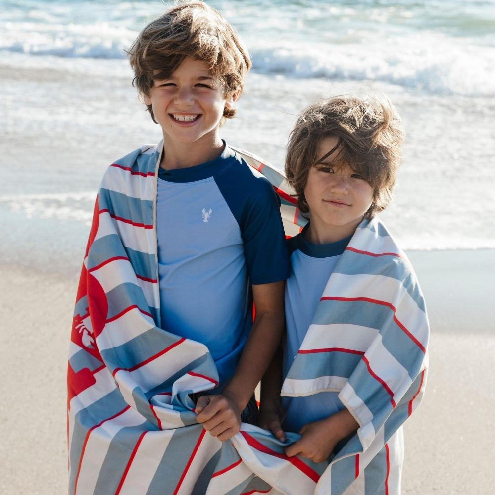Swim Essentials - Microfiber Beach Towel - Catch Of The Day - 135x65 cm