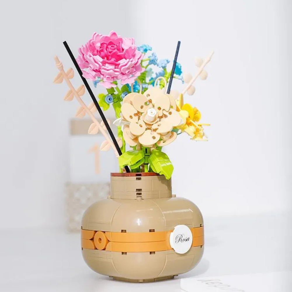 Cogo - Building Block Set - Flower Bouquet in Vase - 542 Pieces - Motherhood
