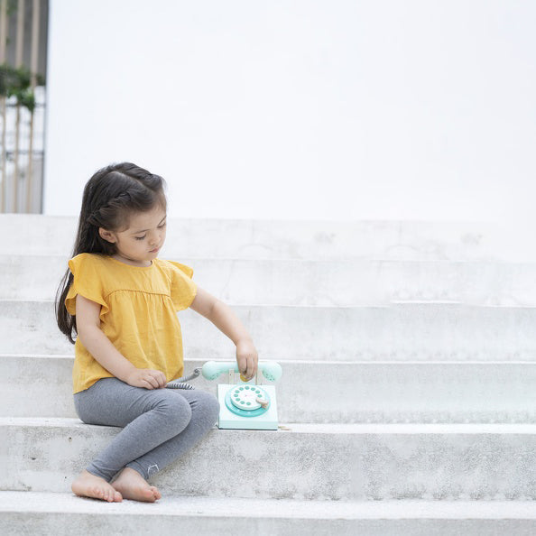 Classic World - Pretend & Play - Play Telephone