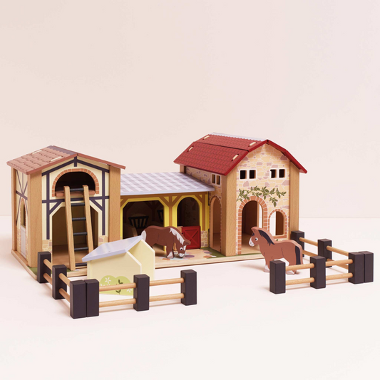 Le Toy Van - Wooden Farmyard Stables