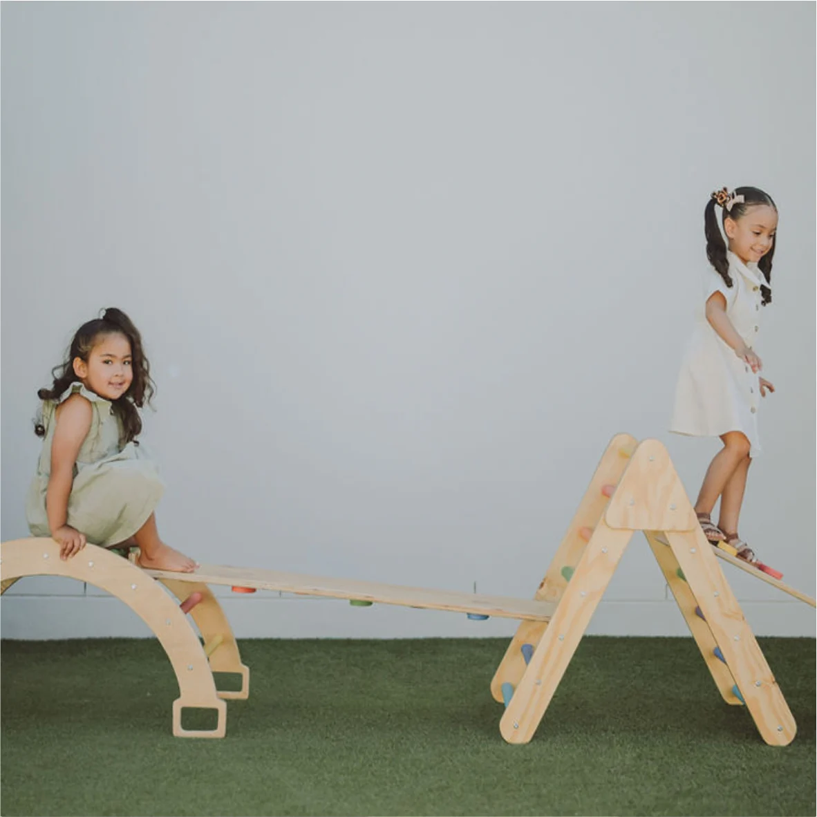 Klim & Klouter Triangle for kids - Montessori