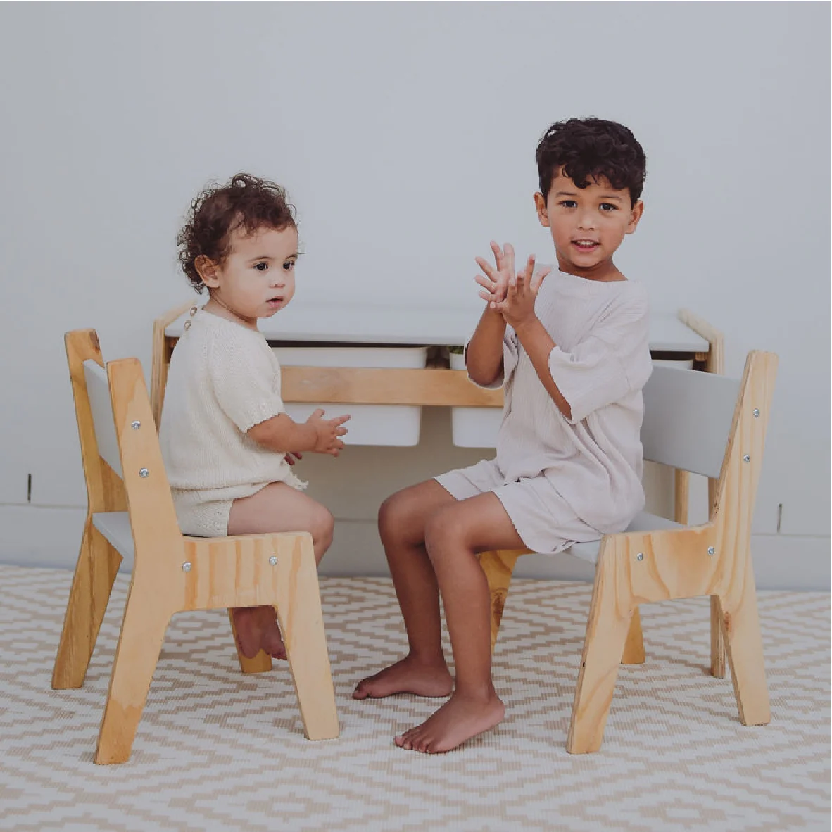 Klim & Klouter Sensory Table - Montessori