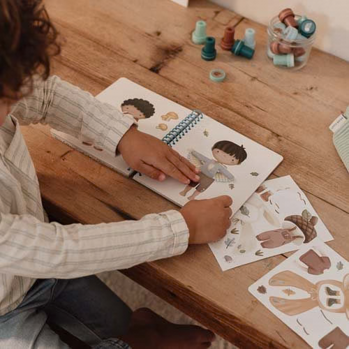 Little Dutch Dress Me Up Book