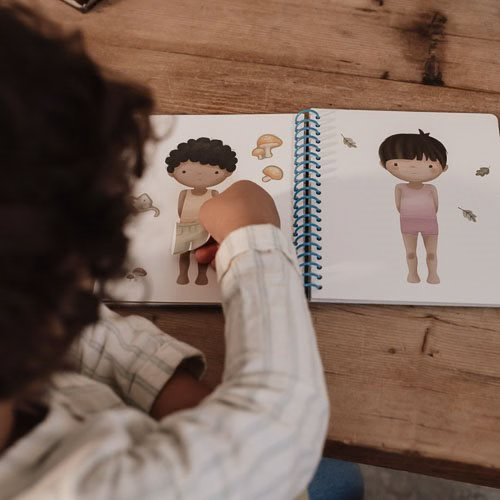 Little Dutch Dress Me Up Book