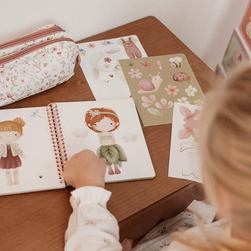 Little Dutch Dress Me Up Book