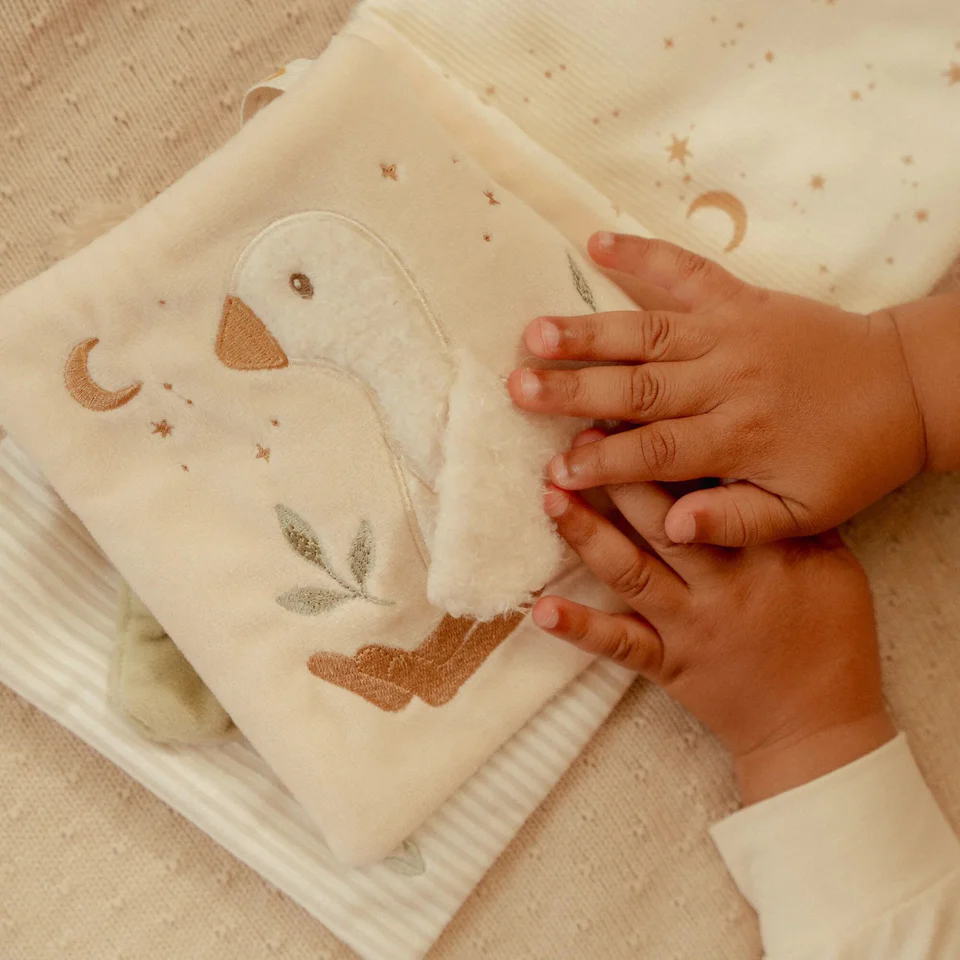Little Dutch Activity Book - Motherhood