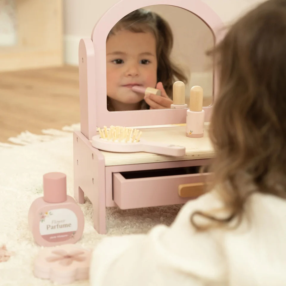 Little Dutch Vanity Table