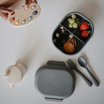 Mushie Lunchbox - Motherhood