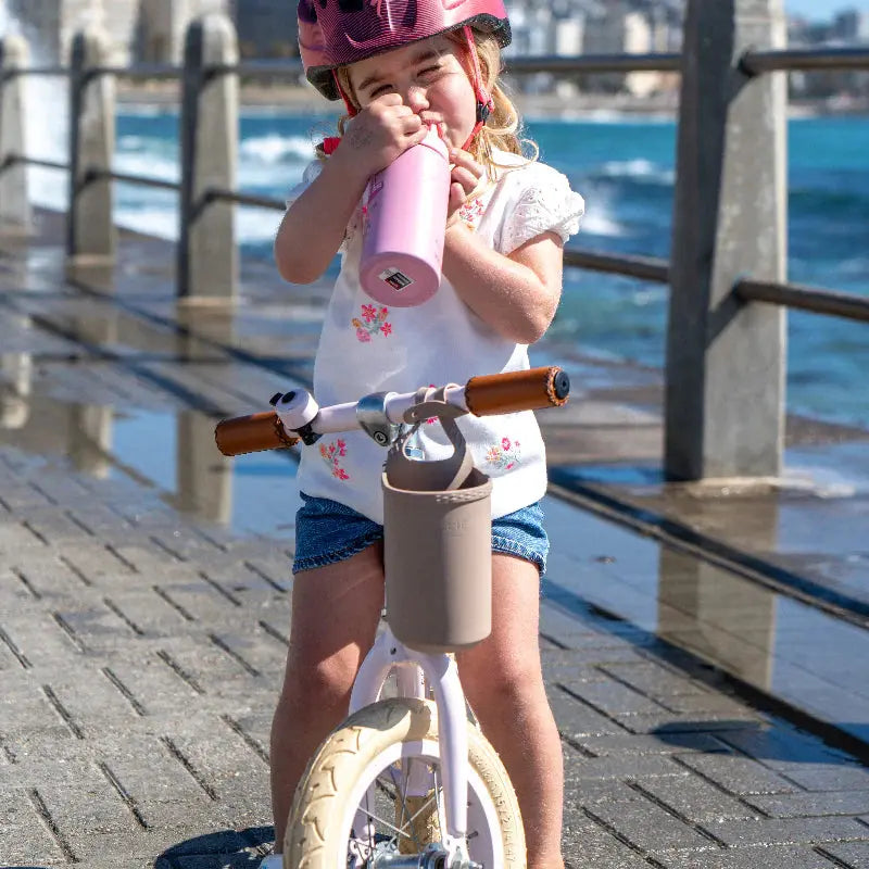 Maccie Stroll + sip cup holder - Motherhood