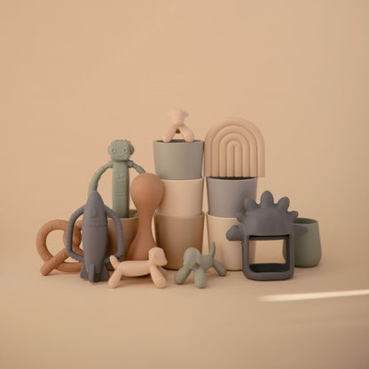 Mushie Figurine Teether - Motherhood