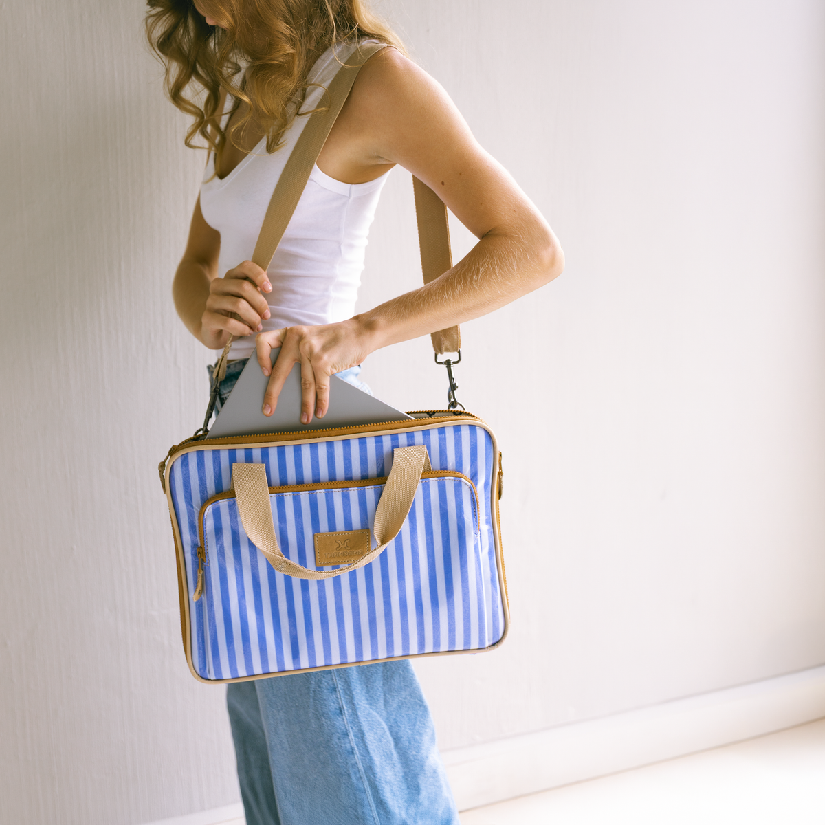 Thandana Slimline Laptop Bag